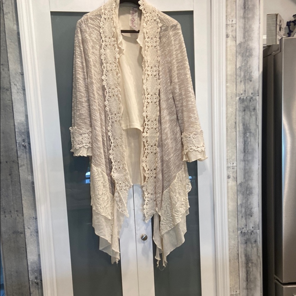 Pretty Angel Cream Lace Drape Cardigan
